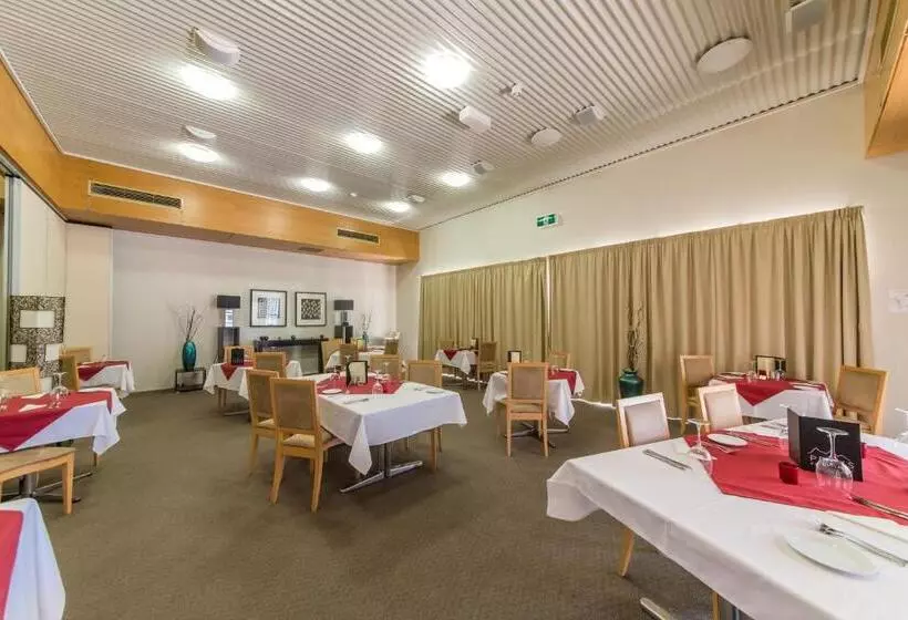 Мотель Capella Coach Inn