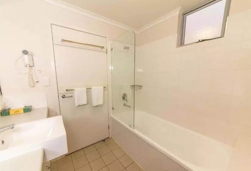 Мотель Capella Coach Inn