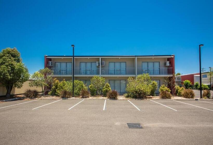 モーテル Capella Coach Inn