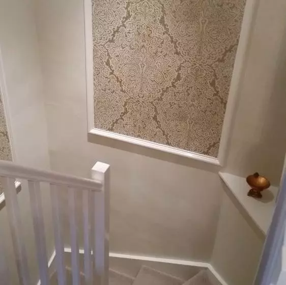 پانسیون Bath Lodge Castle