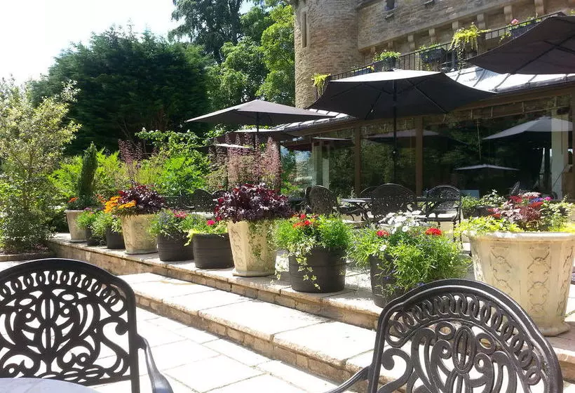 پانسیون Bath Lodge Castle