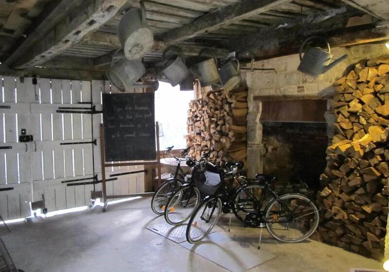 بنسيون A L Ecole Buissonnière