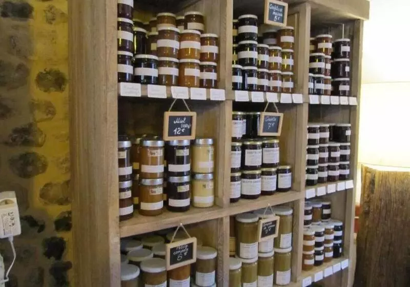 پانسیون A L Ecole Buissonnière