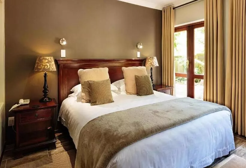 פנסיון Wilderness Manor