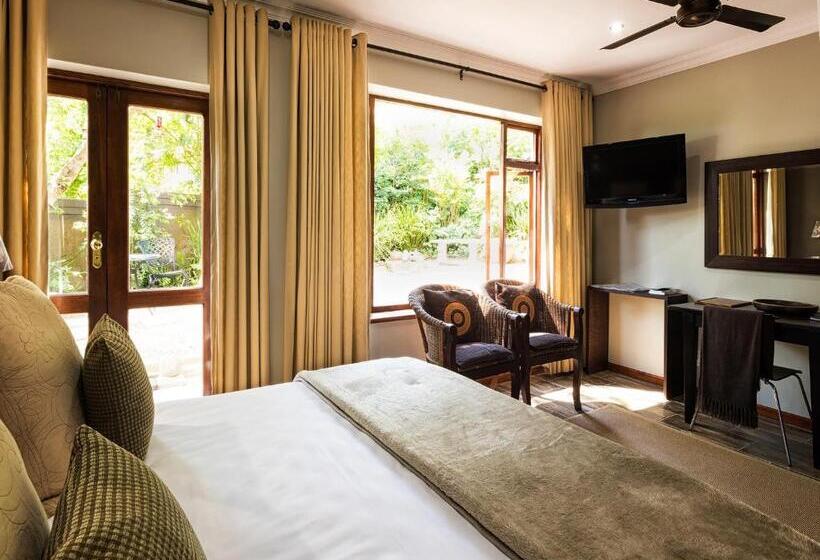 פנסיון Wilderness Manor