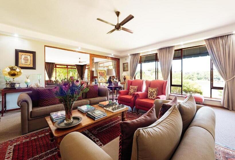 פנסיון Wilderness Manor