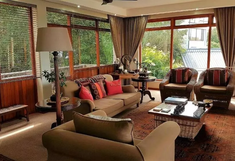 פנסיון Wilderness Manor