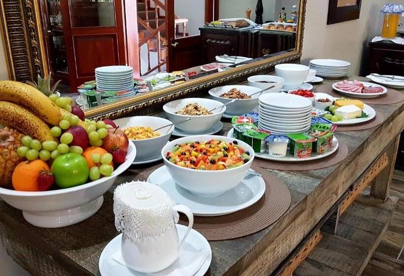 פנסיון Wilderness Manor