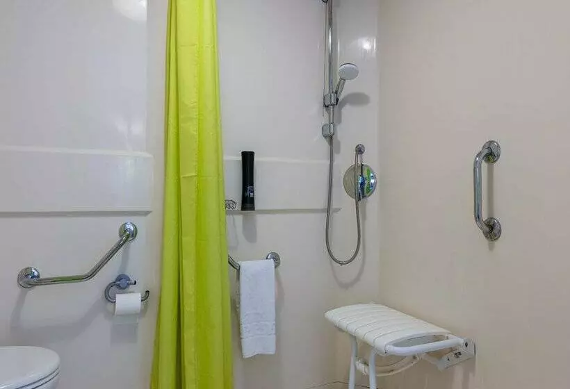 B&B HOTEL Chateauroux A20 l'occitane