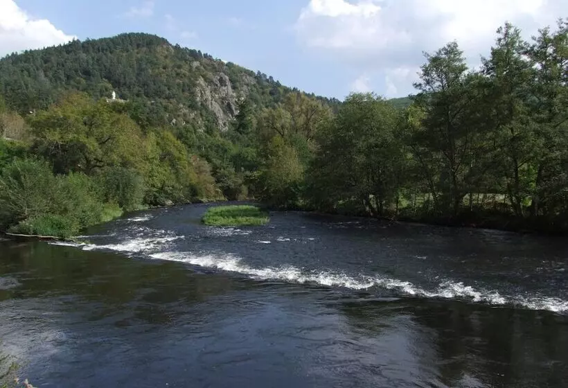 ベッドアンドブレックファースト Chambres D'hotes Du Moulin De Lachaux