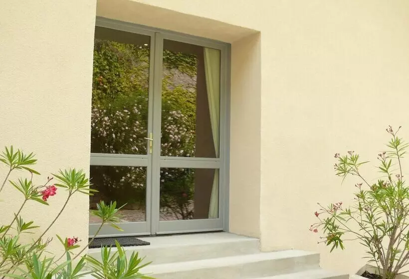 ベッドアンドブレックファースト Chambres D'hotes Du Moulin De Lachaux