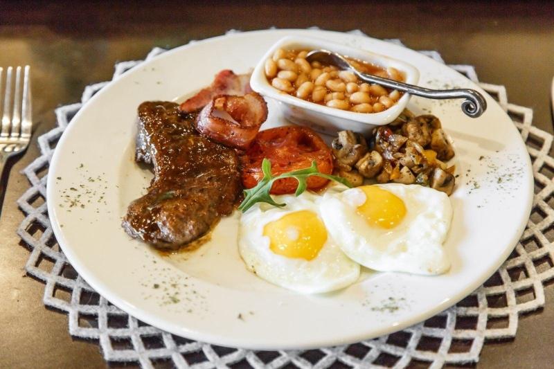 צימר Riverside Guest Lodge