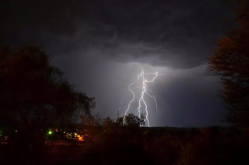 مبيت وإفطار Riverside Guest Lodge