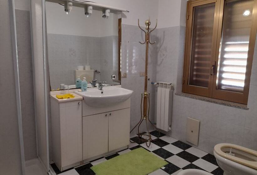 住宿加早餐  Rosa Di Calabria