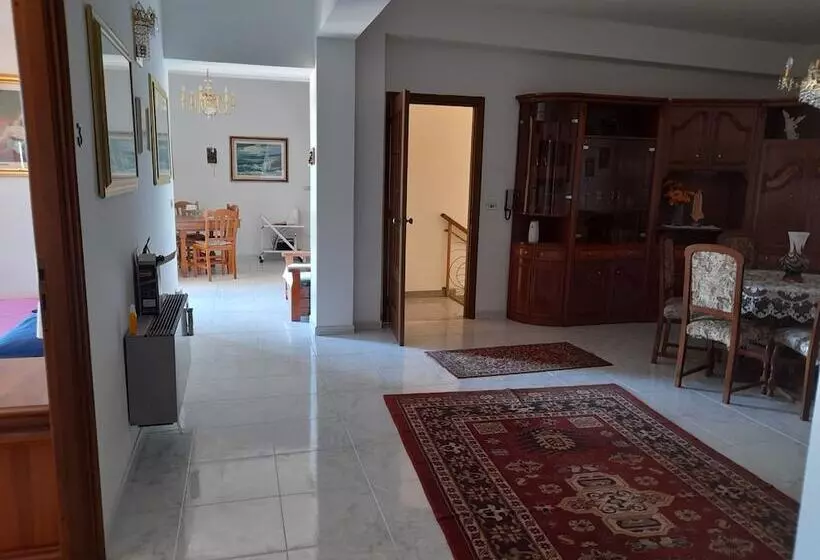 צימר Rosa Di Calabria