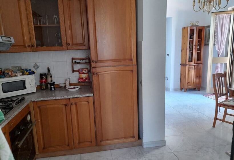 住宿加早餐  Rosa Di Calabria