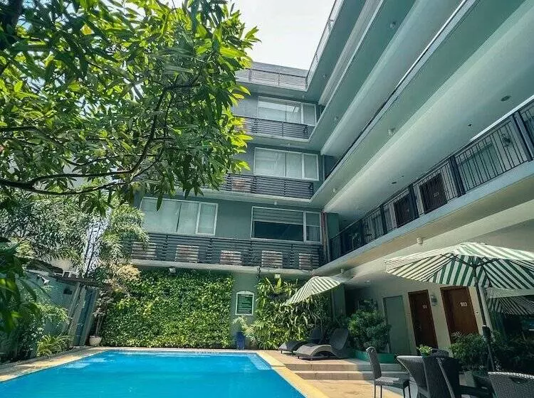 Отель 88 Courtyard