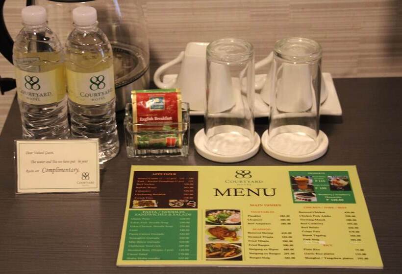 Отель 88 Courtyard