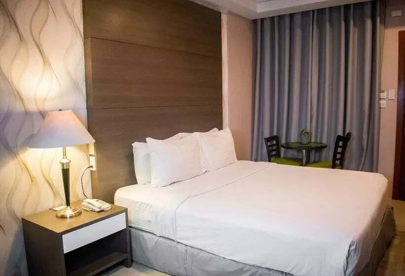 Отель 88 Courtyard