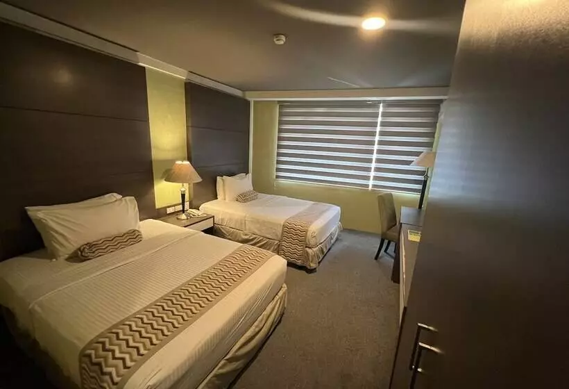 Отель 88 Courtyard