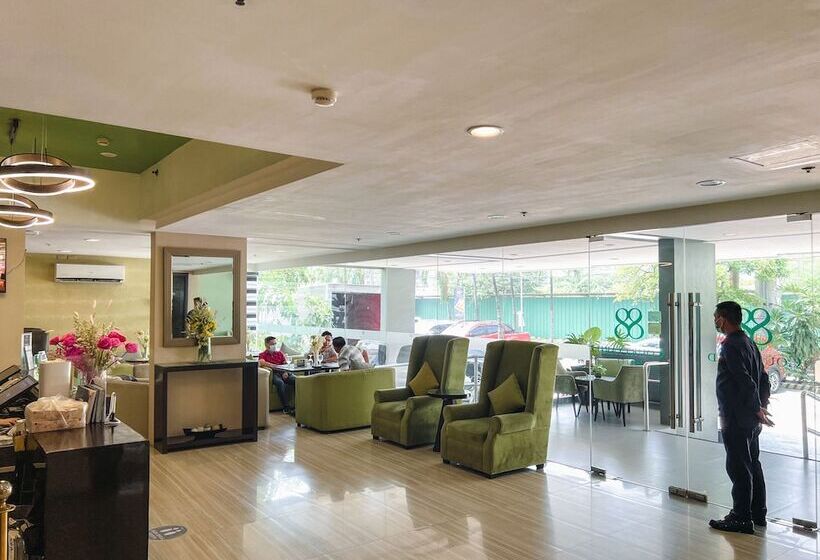 Отель 88 Courtyard