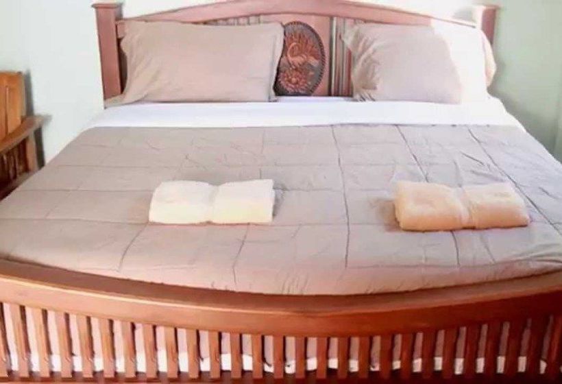 فندق Baifern Mansion