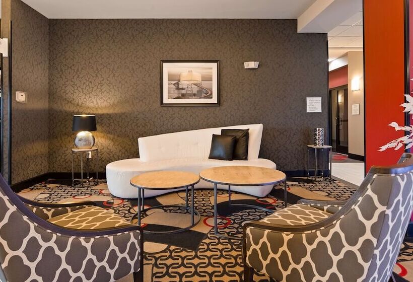 בית מלון כפרי Best Western Plus Laredo Inn & Suites