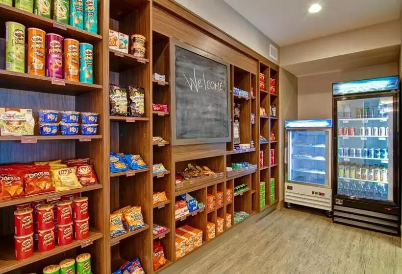 فندق Canalta Kindersley