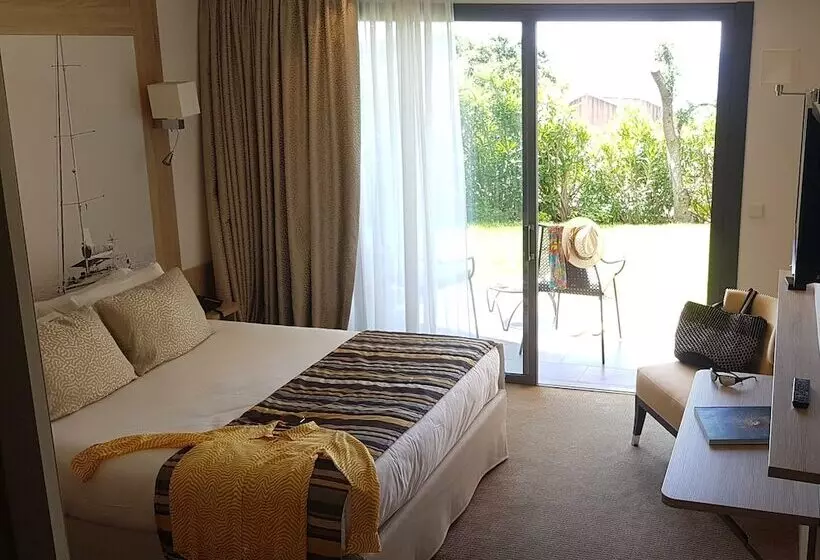 בית מלון כפרי Davia