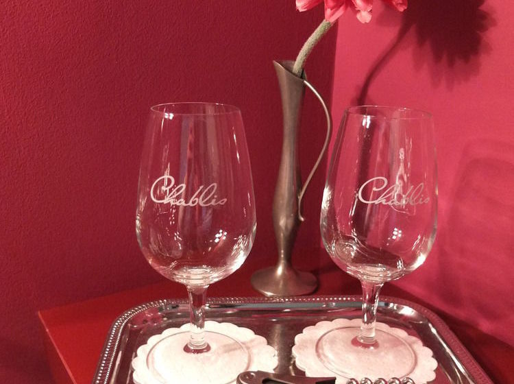 Hotel A Chablis La Maison D Alienor, Chambres D Hôtes