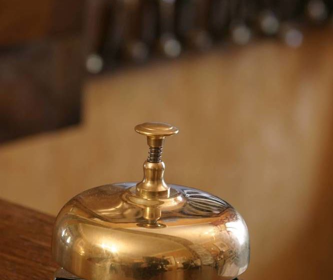 Hotel A Chablis La Maison D Alienor, Chambres D Hôtes