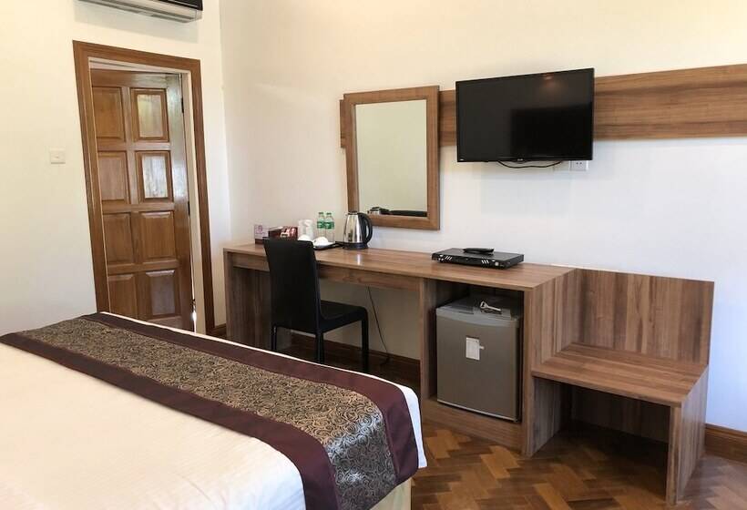 هتل Kanbawza Hinthar