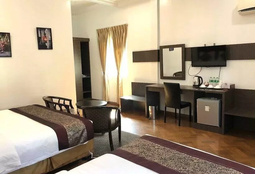 هتل Kanbawza Hinthar