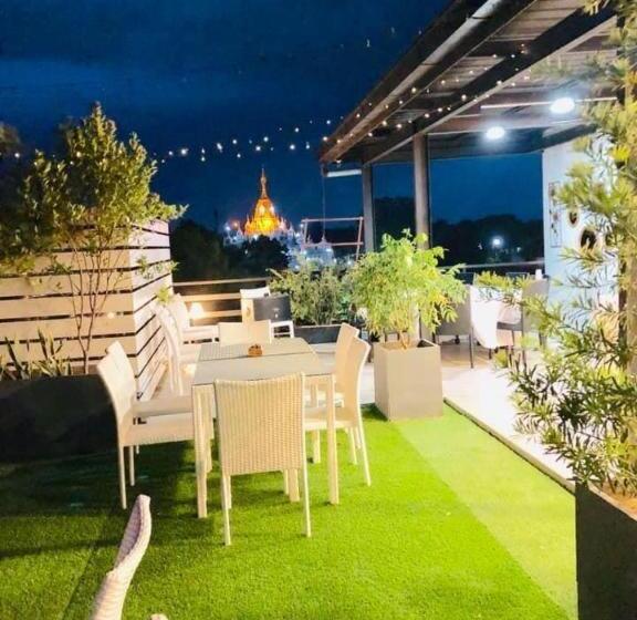 هتل Kanbawza Hinthar