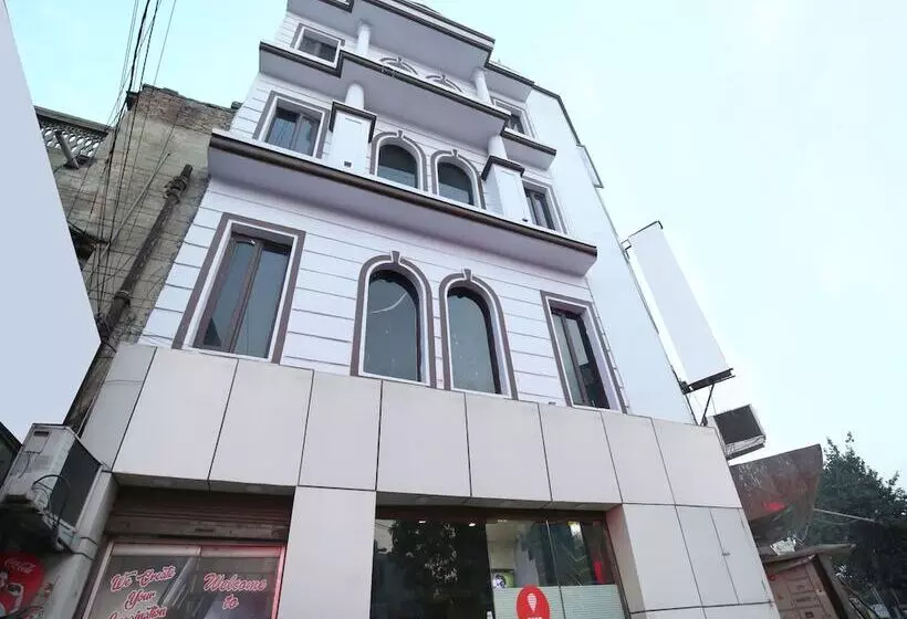 Отель Oyo Rooms Shastri Market Jalandhar