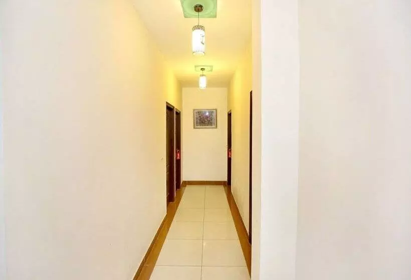 Отель Oyo Rooms Shastri Market Jalandhar
