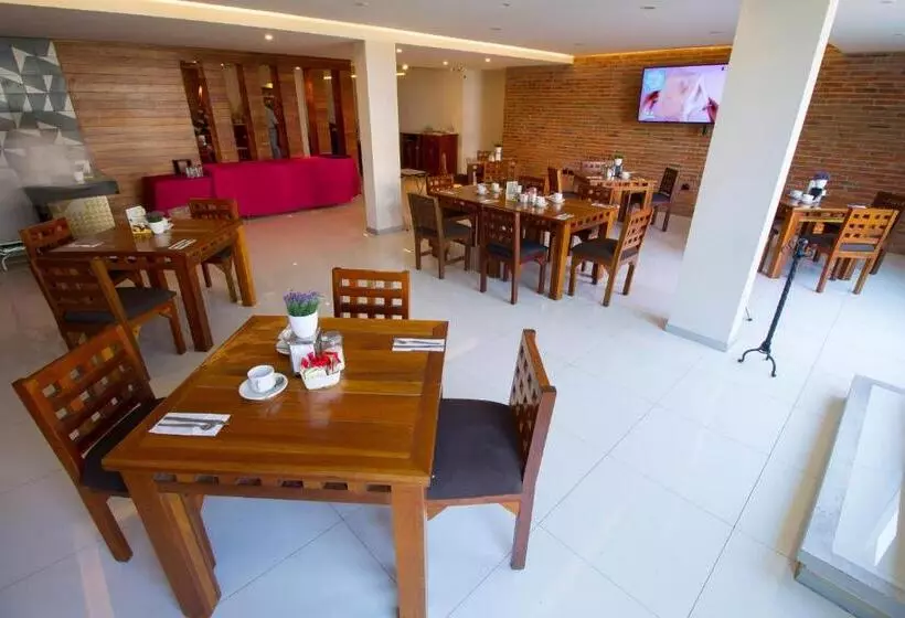 ホテル Posada Senorial