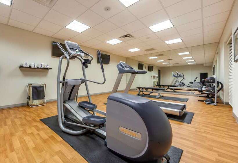 فندق Sleep Inn & Suites Lincoln University Area