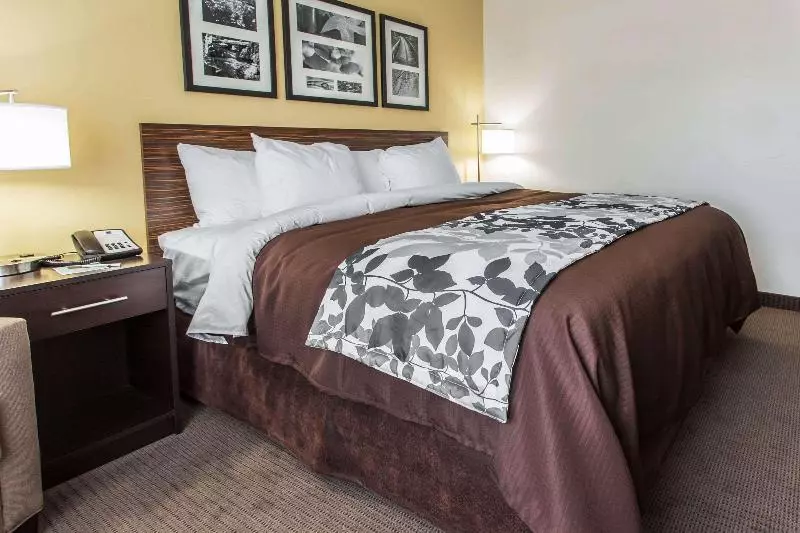 هتل Sleep Inn & Suites Lincoln University Area