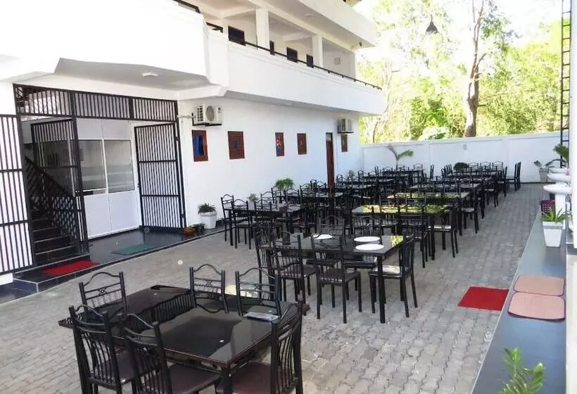 호텔 Sunsung Chiththa Holiday Resort