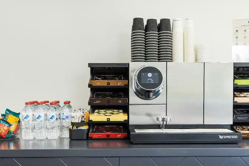 Отель The Abbott Boutique