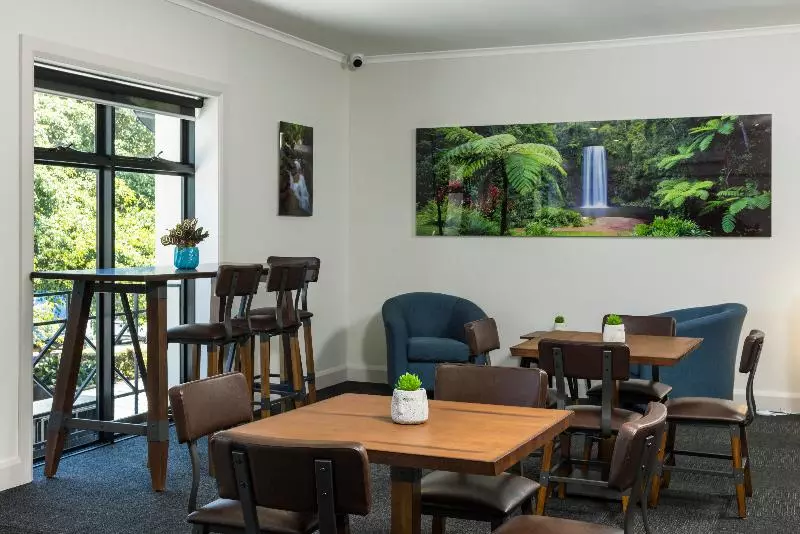 Отель The Abbott Boutique