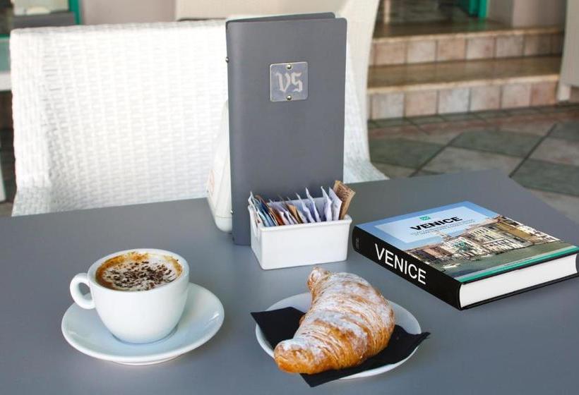 בית מלון כפרי Villa Serena