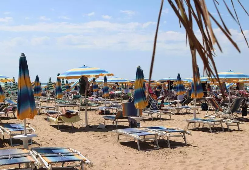 Отель Villa Serena