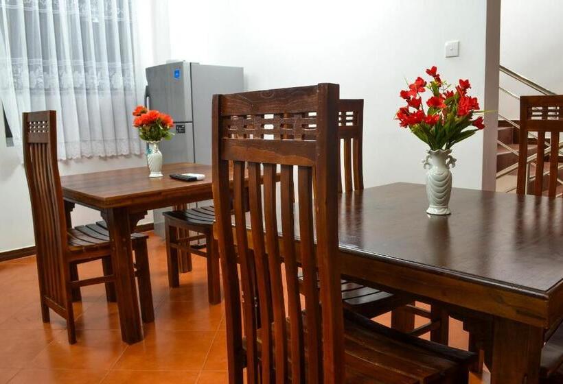 בית מלון כפרי Vino Villa Tourists & Local Accommodations   24 Hrs