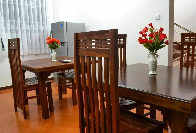 호텔 Vino Villa Tourists & Local Accommodations 24 Hrs