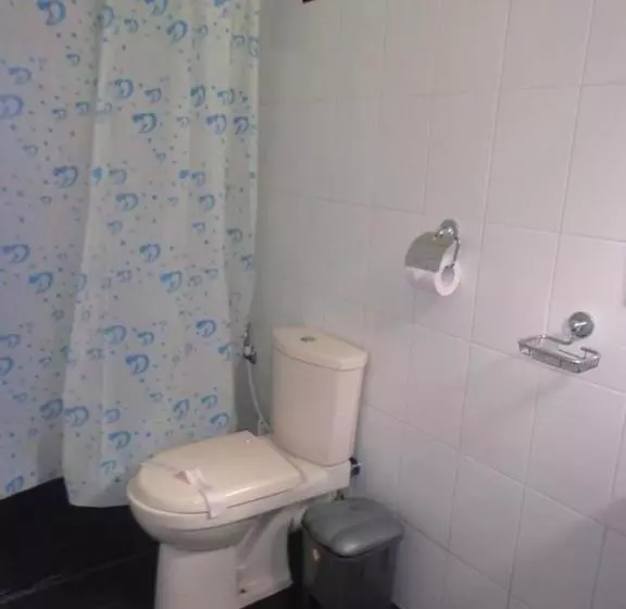 호텔 Vino Villa Tourists & Local Accommodations 24 Hrs