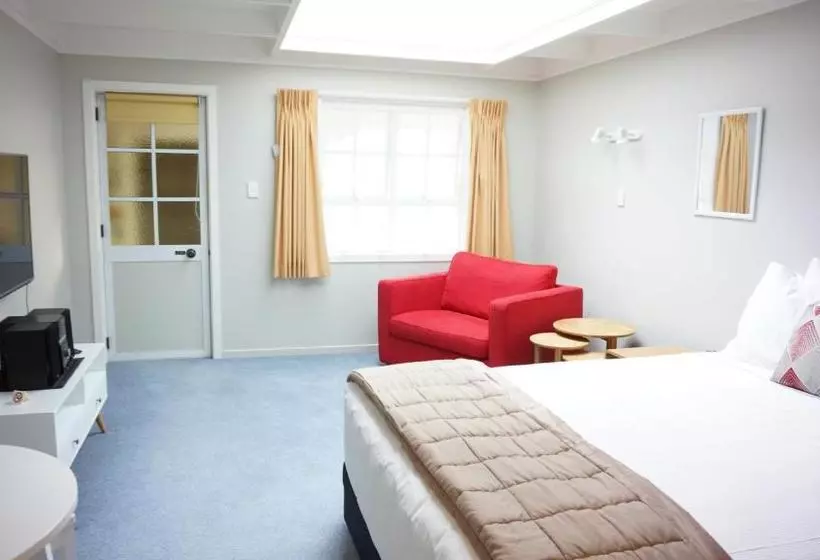 Motel Phoenix Thermal Resort Taupo