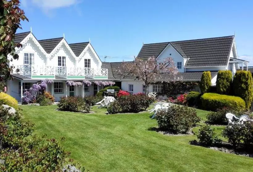 Motel Phoenix Thermal Resort Taupo