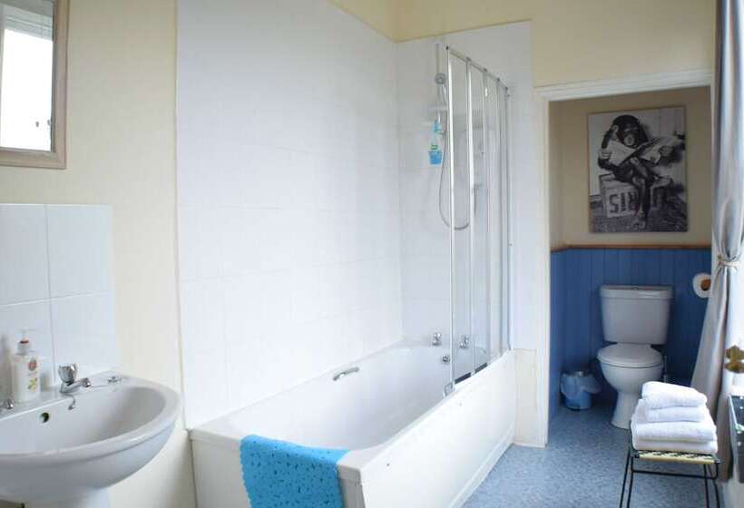 Пансион Glendower Guest Apartments